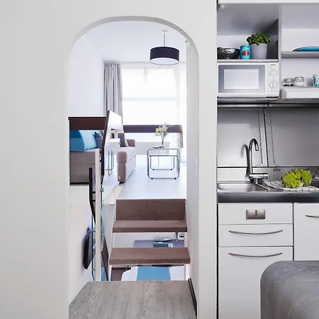 Aparthotel Living Am Olympiapark 3*