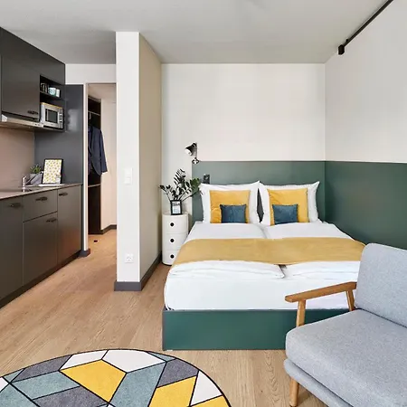 Living Am Olympiapark Aparthotel München