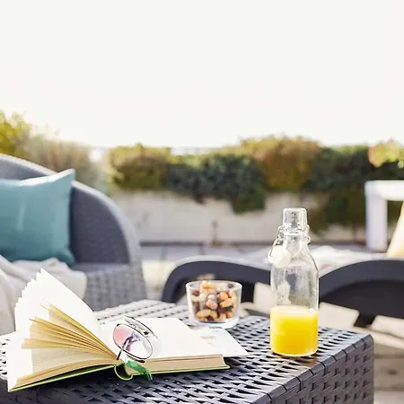 Hotel apartamentowy Living Am Olympiapark 3*