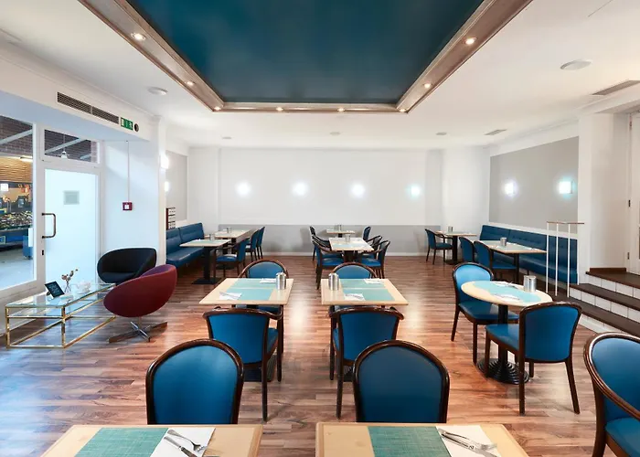 Living Am Olympiapark מלון דירות