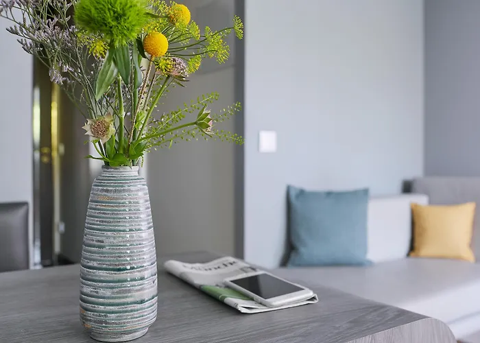 Living Am Olympiapark מלון דירות 3*