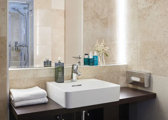 Living Am Olympiapark 3* מינכן