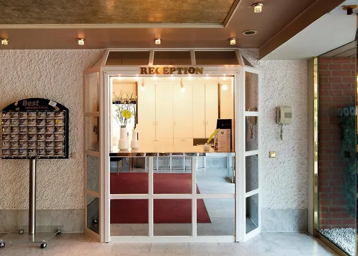 Living Am Olympiapark 3*